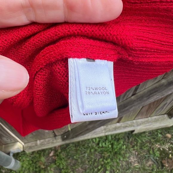 St. John Vibrant Red Tank Top - Picture 6 of 9